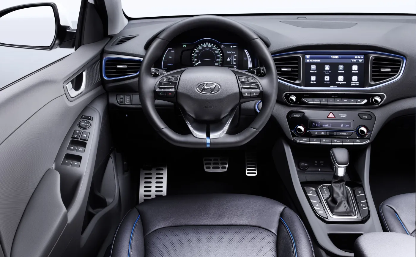 8690972-hyundai-ioniq.jpg