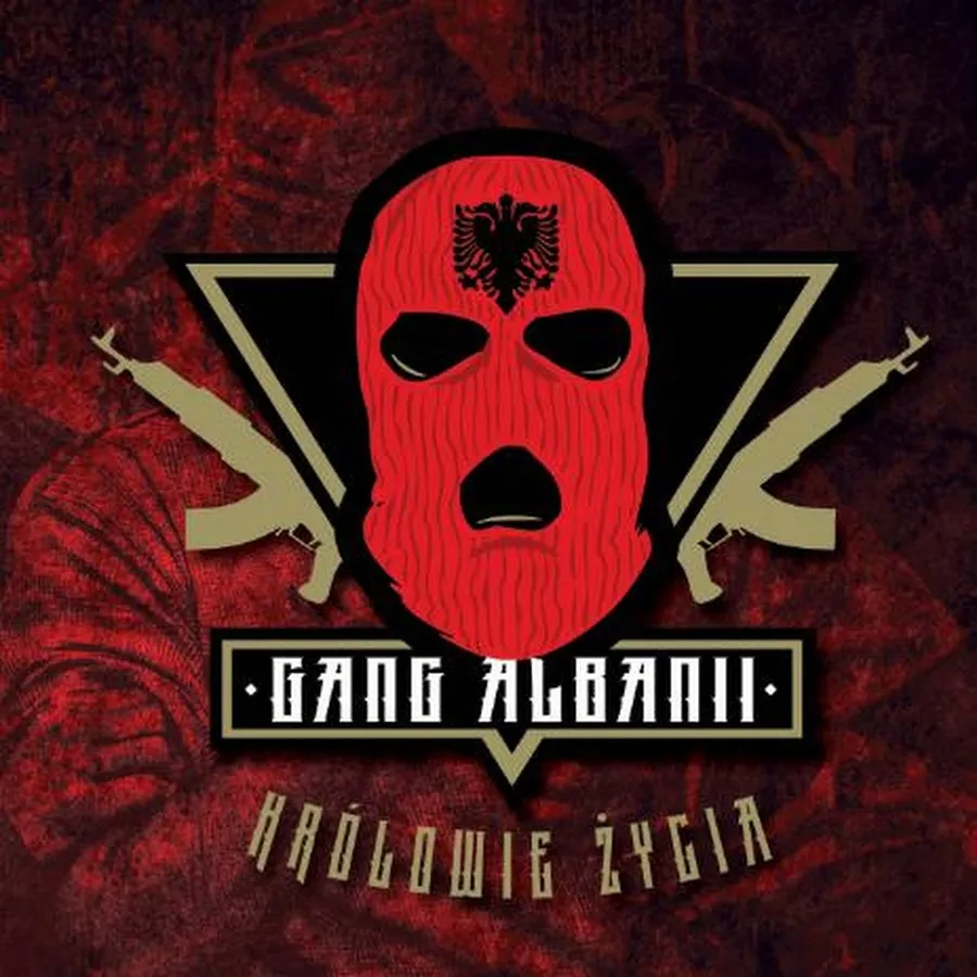 8696849-gang-albanii.jpg