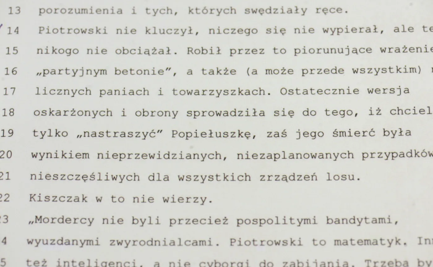 8770184-dokumenty-ipn.jpg