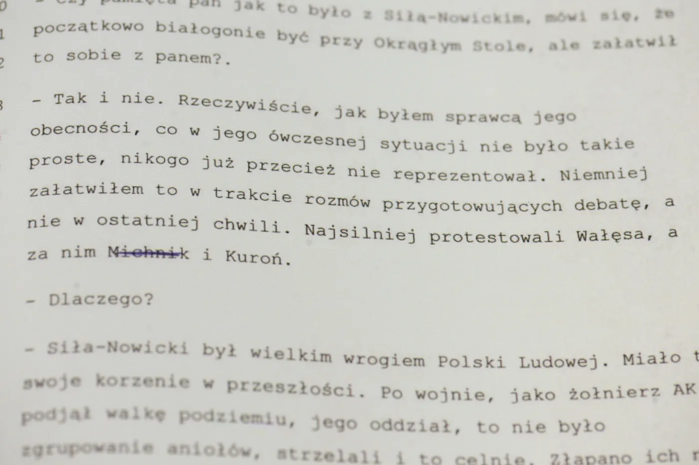 8770277-dokumenty-ipn.jpg