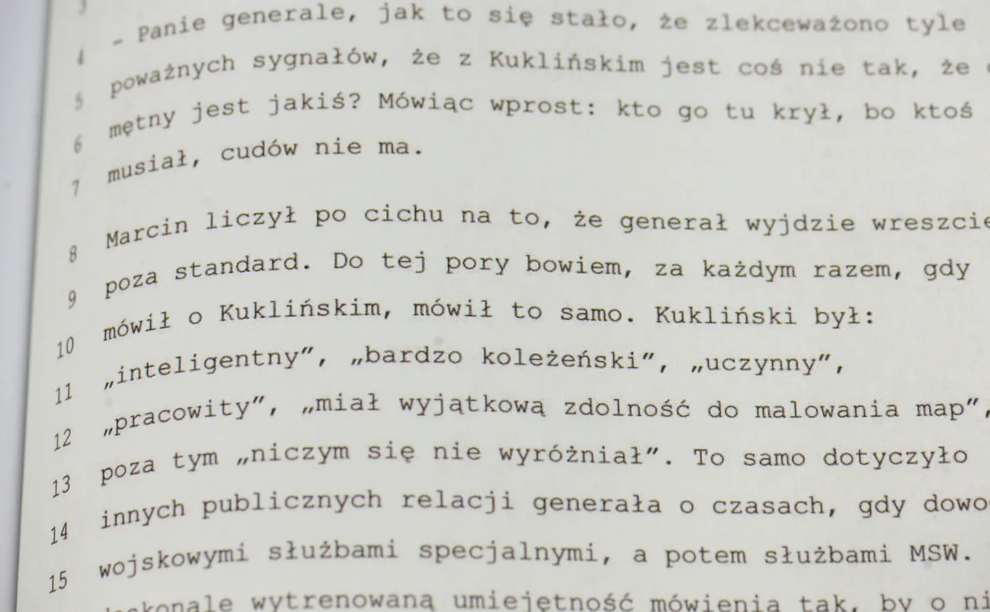 8770341-dokumenty-ipn.jpg