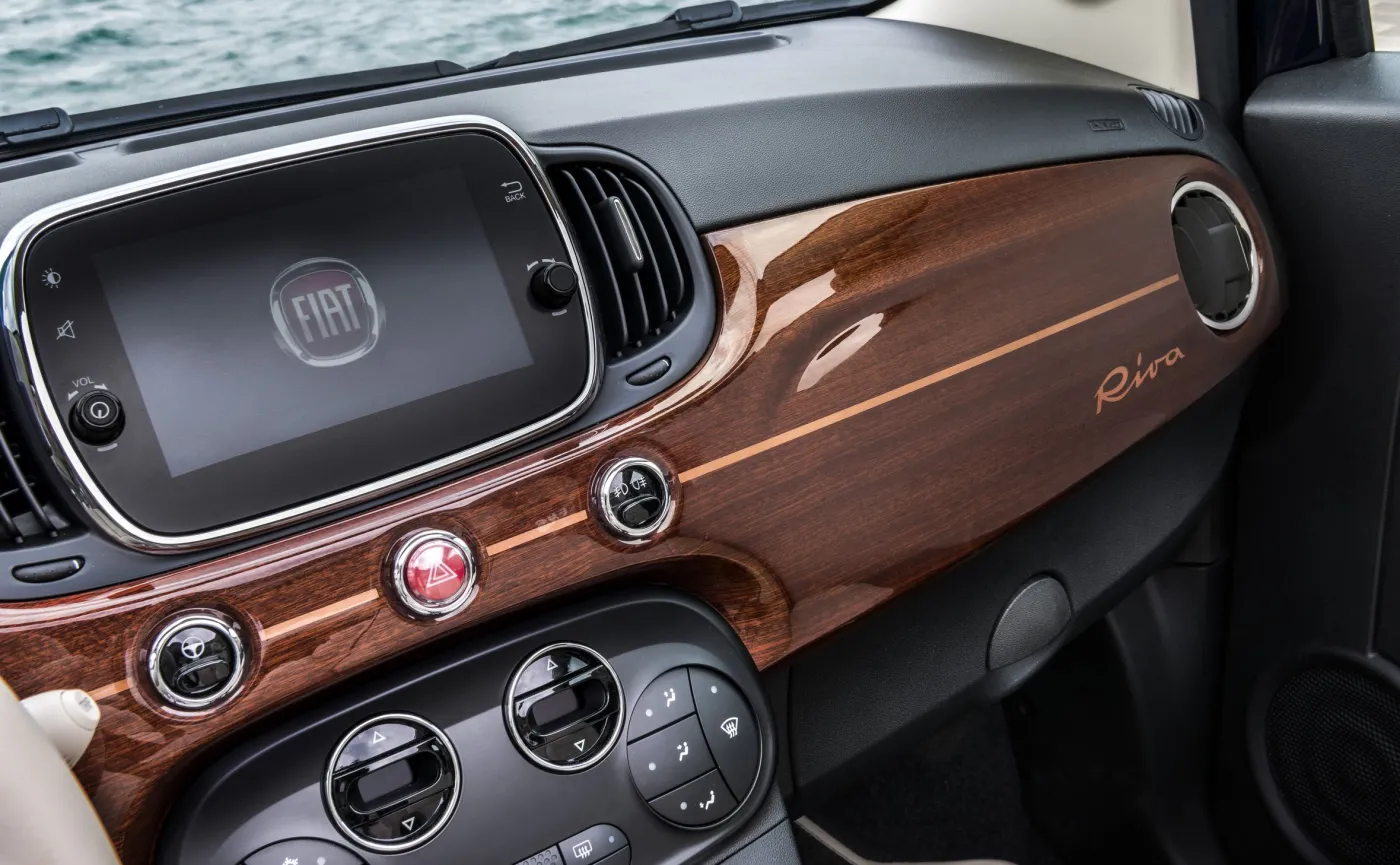 9232417-fiat-500-riva.jpg