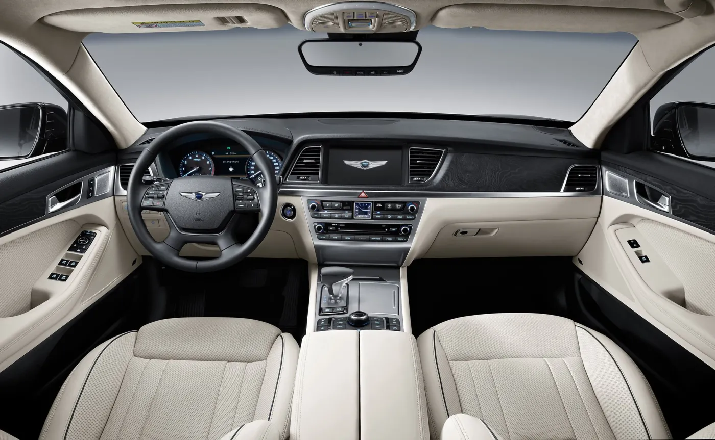 9274322-genesis-g80.jpg