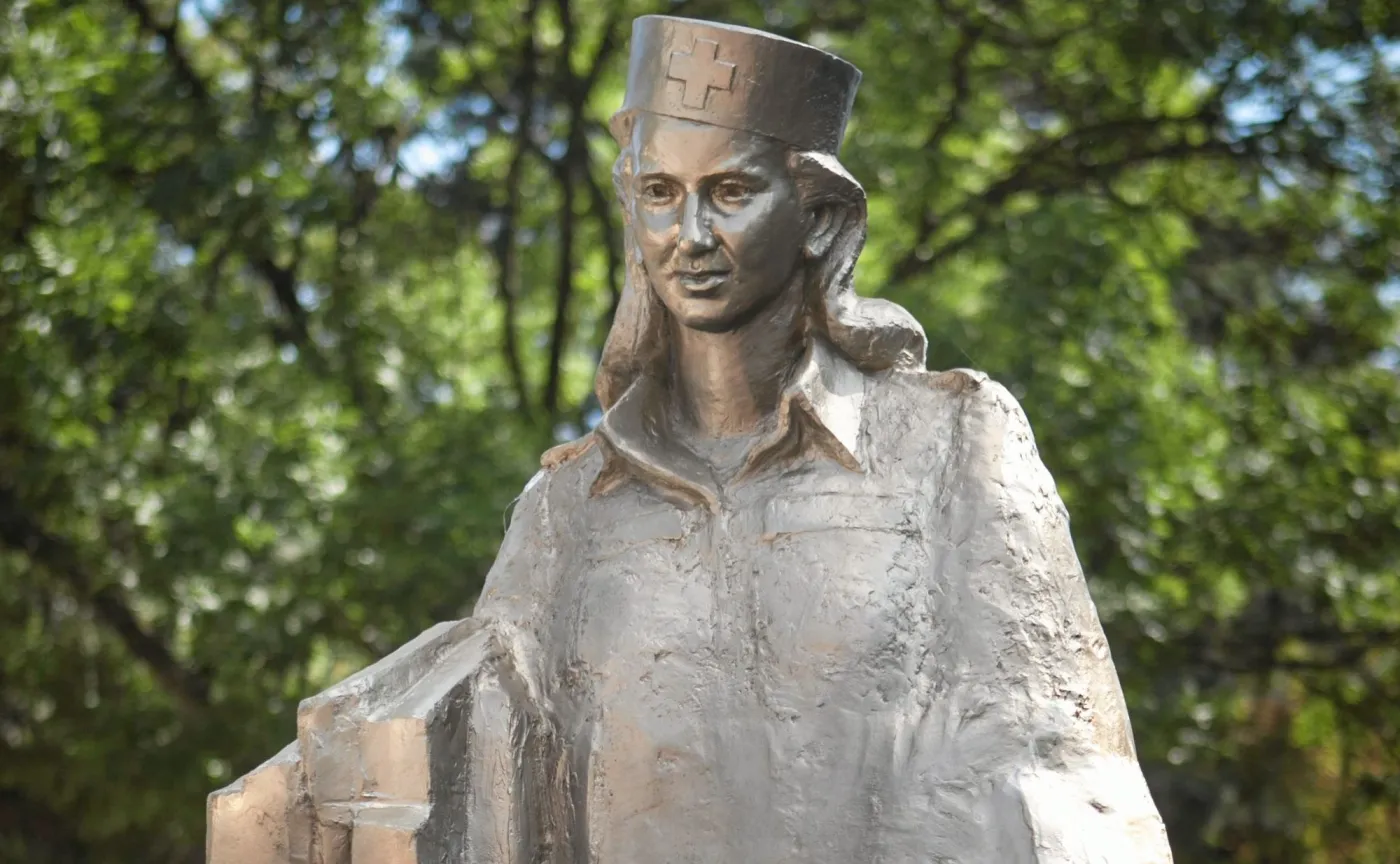 Pomnik "Inki"