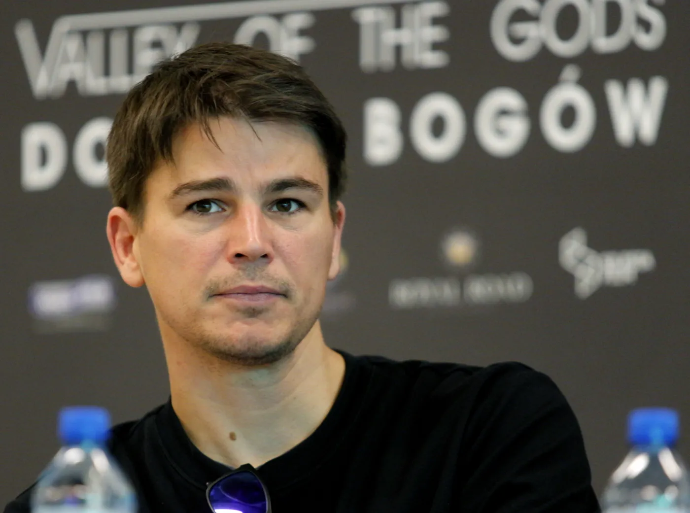 9096012-josh-hartnett.jpg