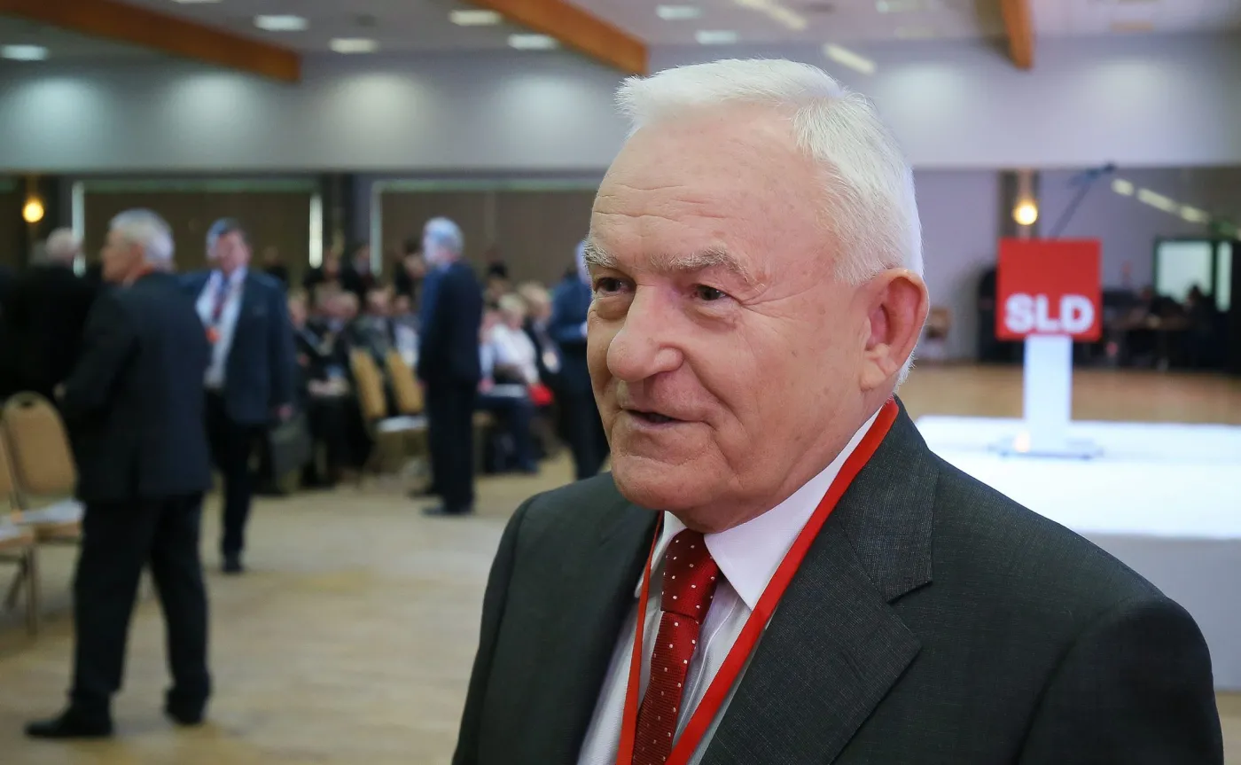 9608899-leszek-miller.jpg
