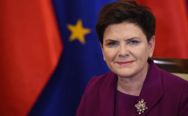 "Unia Europejska musi pójść na kompromis". Tekst Szydło na okładce "Daily Telegraph"
