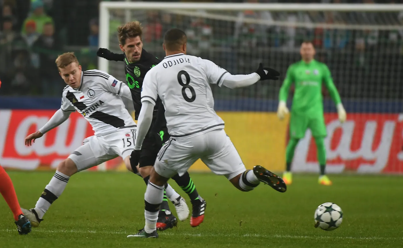 9682691-legia-sporting.jpg
