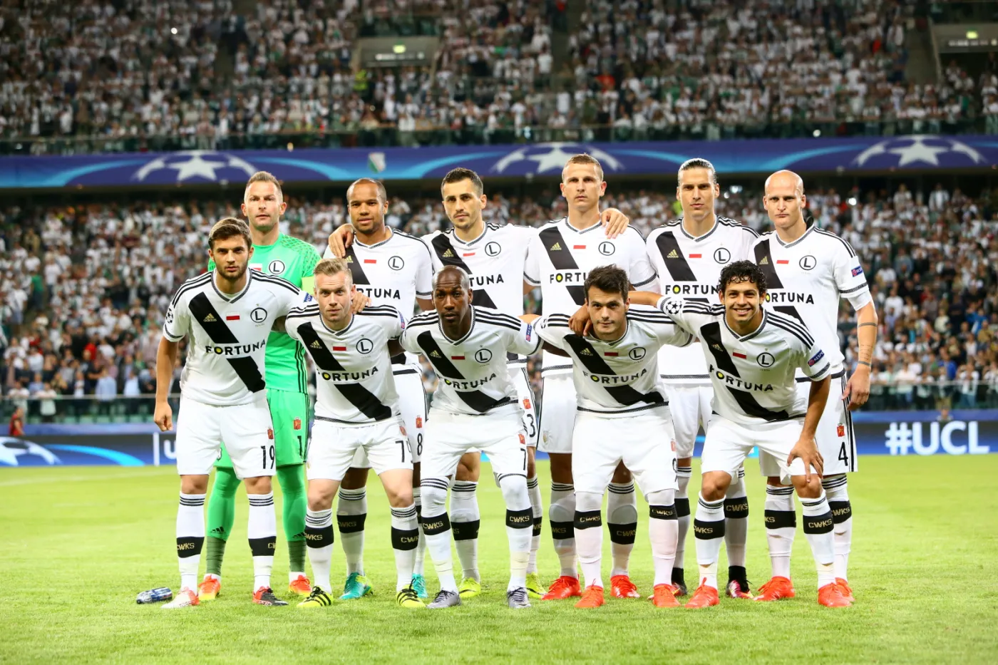 9446539-legia-borussia.jpg
