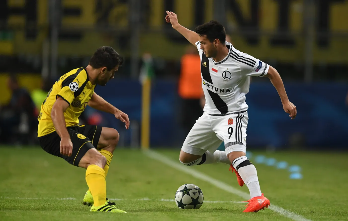 9446315-legia-borussia.jpg