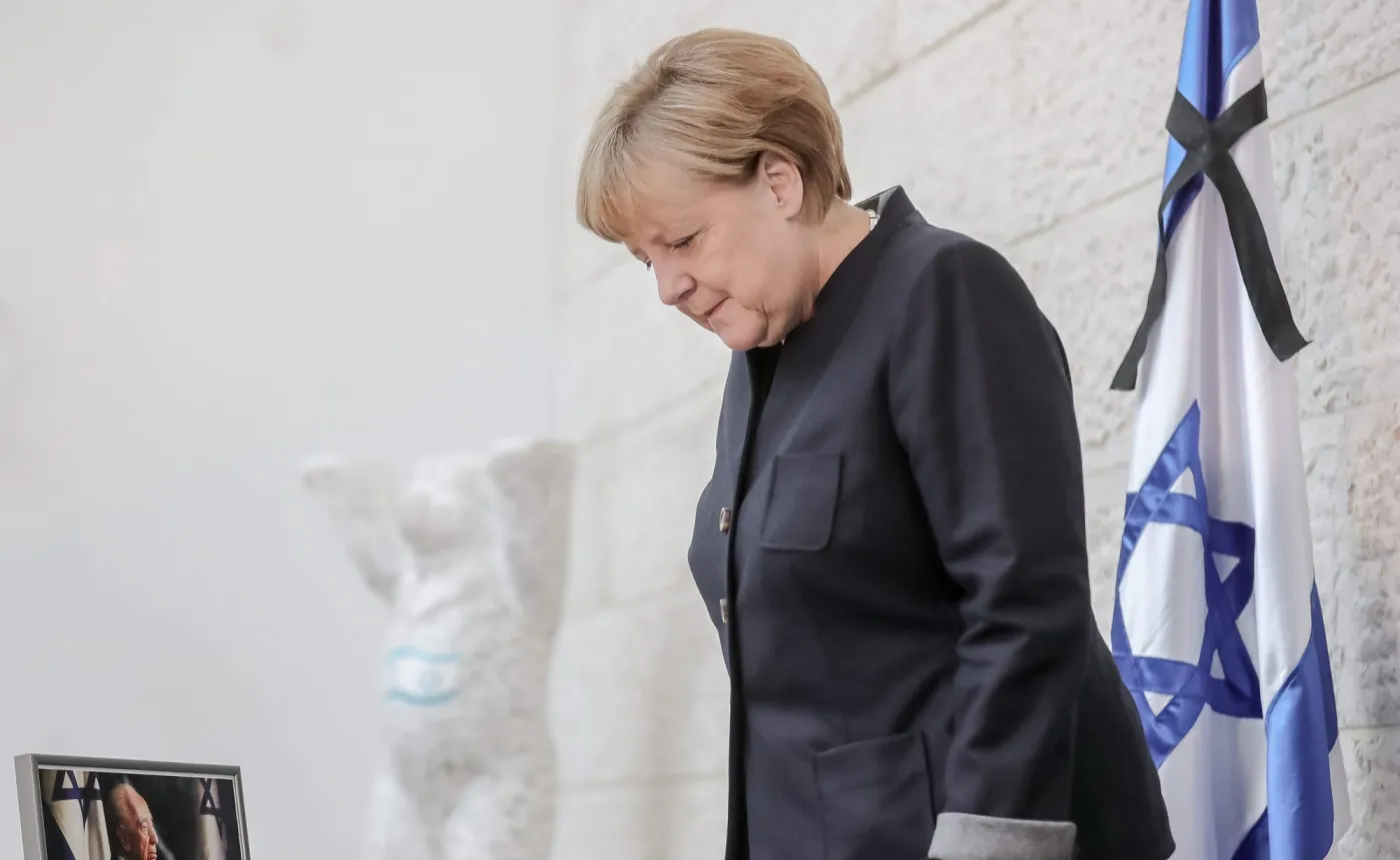 9488643-angela-merkel.jpg