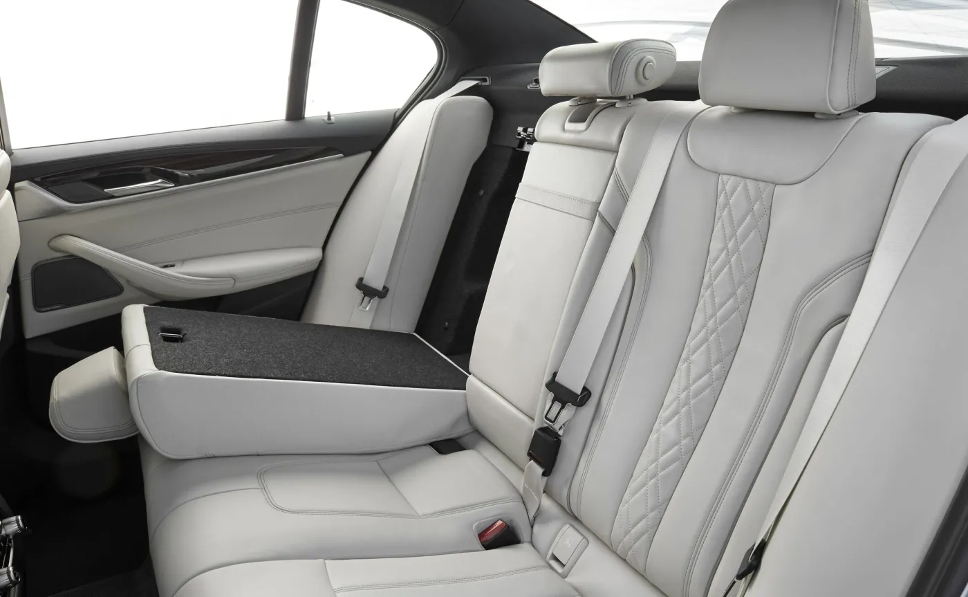 9532903-bmw-serii-5.jpg