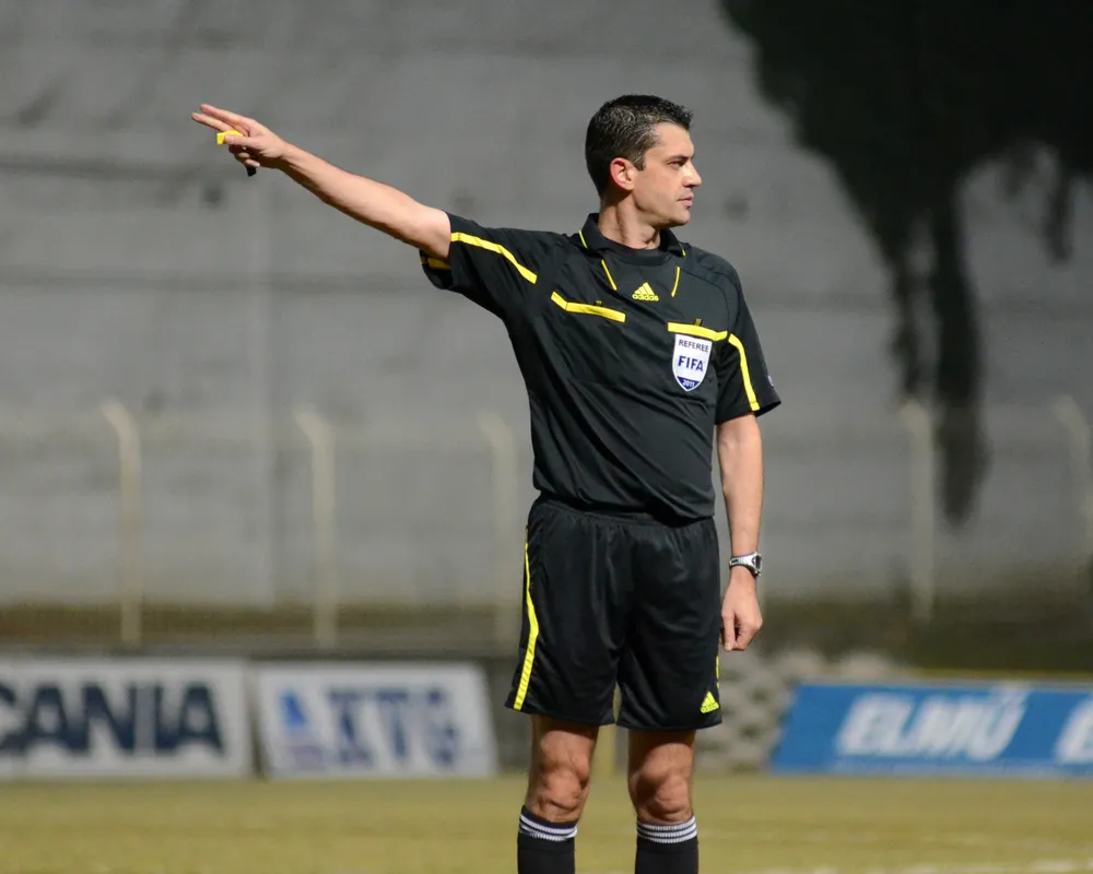 El. MŚ 2018: Viktor Kassai arbitrem meczu Czarnogóry z Polską