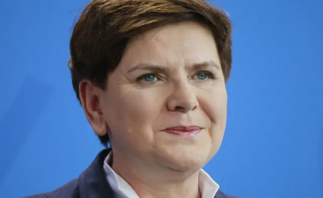 Spadek notowań rządu. Premier o najnowszych sondażach: To nie są fetysze