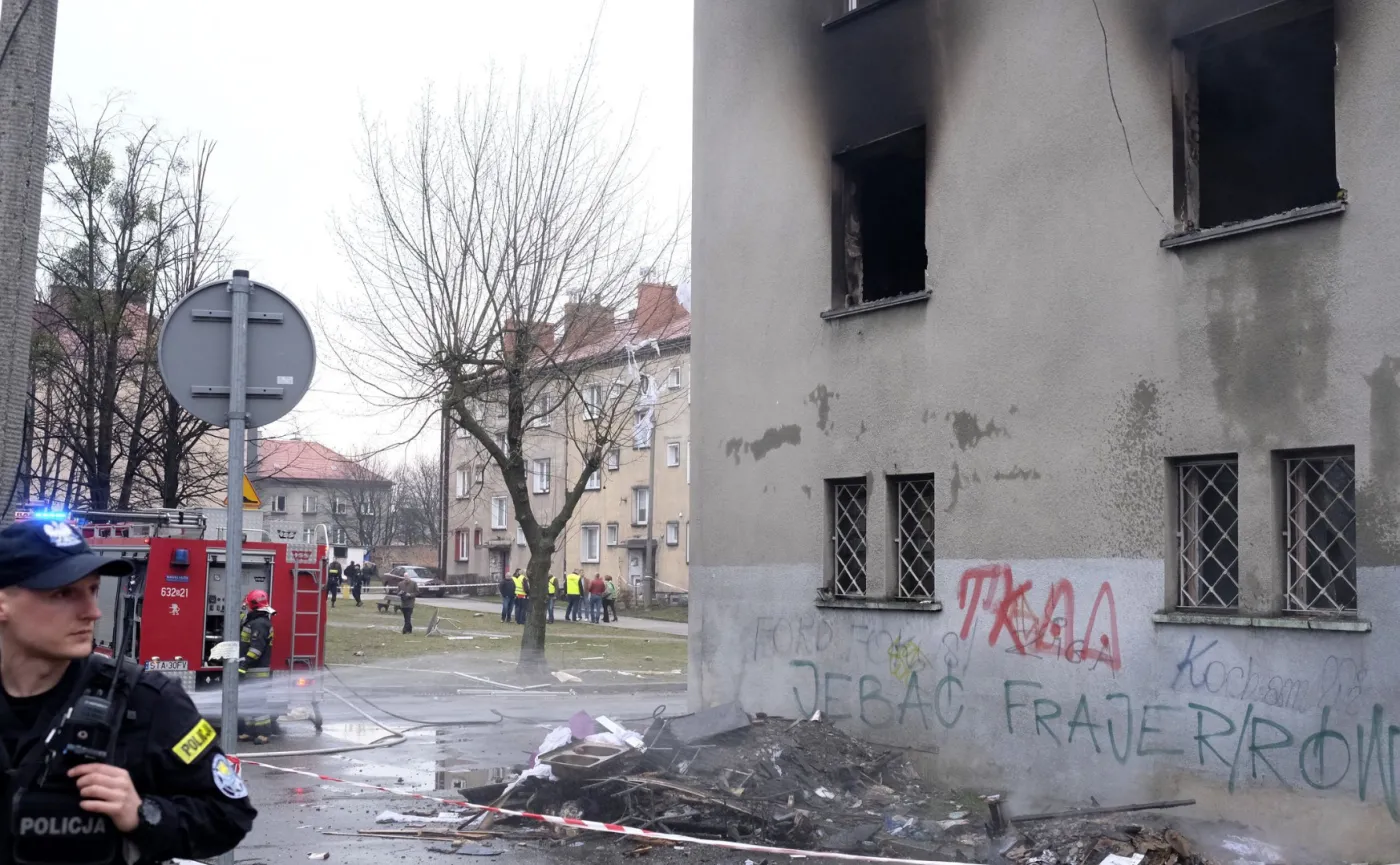 9993437-wybuch-gazu.jpg