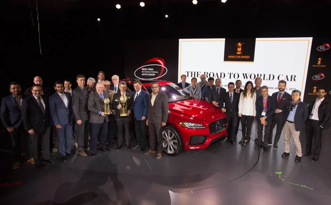 10062846-jaguar-f-pace.jpg