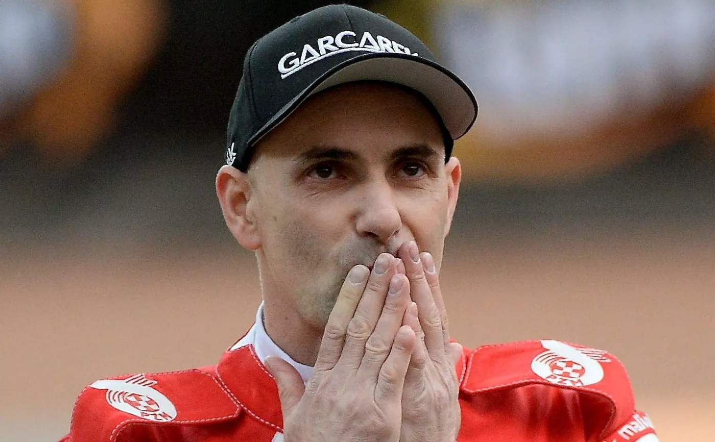 Tomasz Gollob został wybudzony ze śpiączki. "Oddycha samodzielnie, bez respiratora"