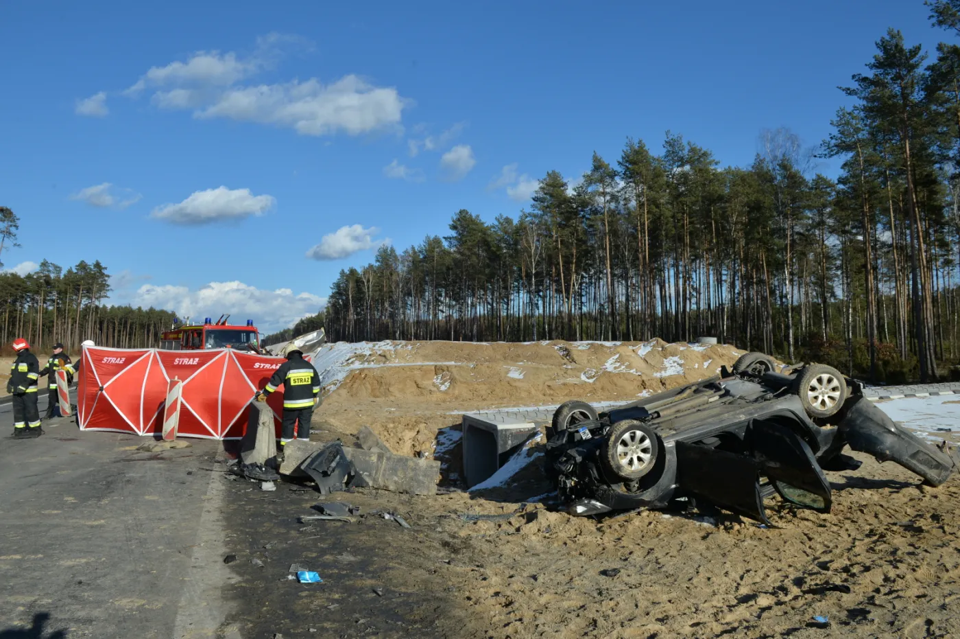 9914869-wypadek-dybki.jpg