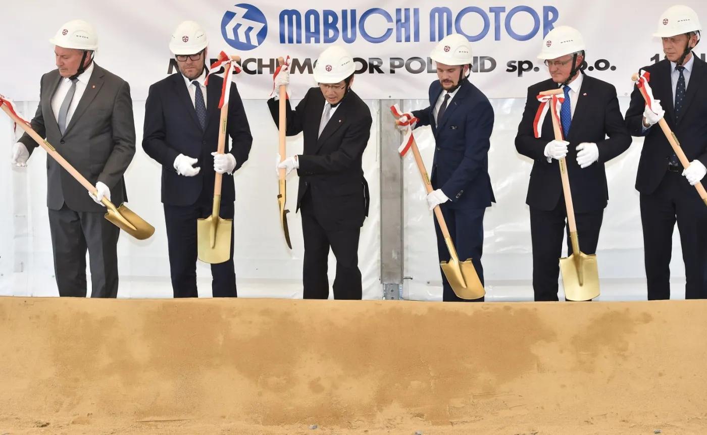 W fabryce wytwarzane będą części dla przemysłu motoryzacyjnego, w tym niewielkie silniki elektryczne wykorzystywane do sterowania wyposażeniem. Będzie to pierwszy zakład japońskiej firmy w Europie