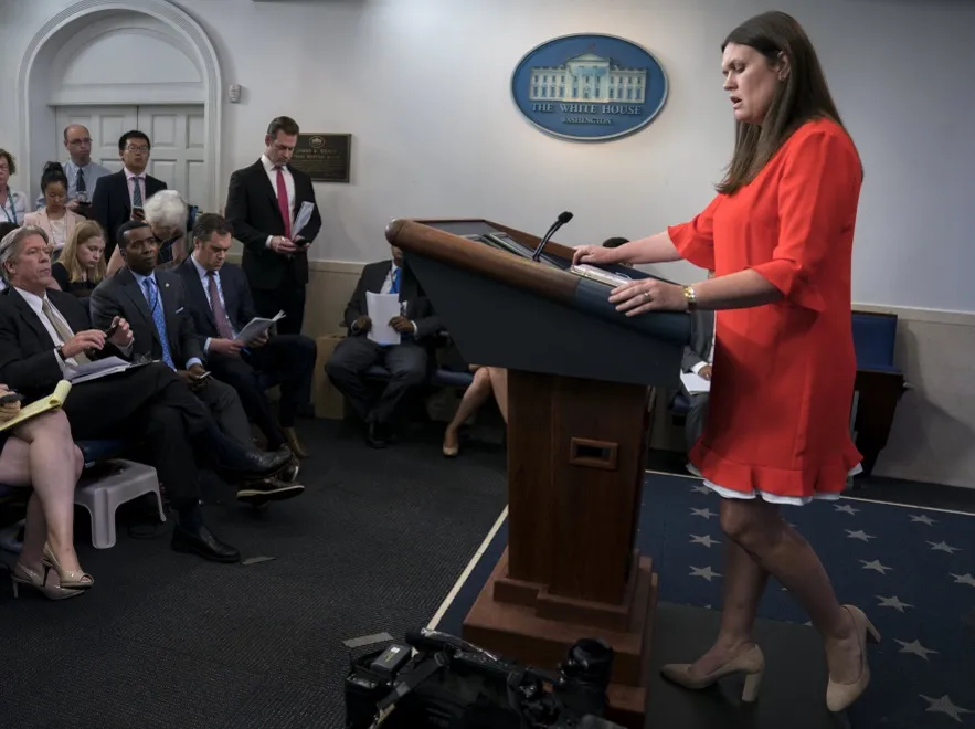 10309546-sarah-sanders.jpg
