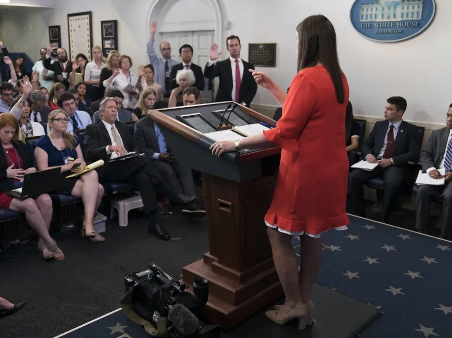 10309748-sarah-sanders.jpg