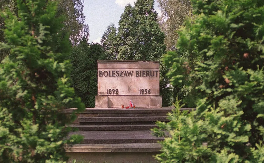 Grób Bieruta