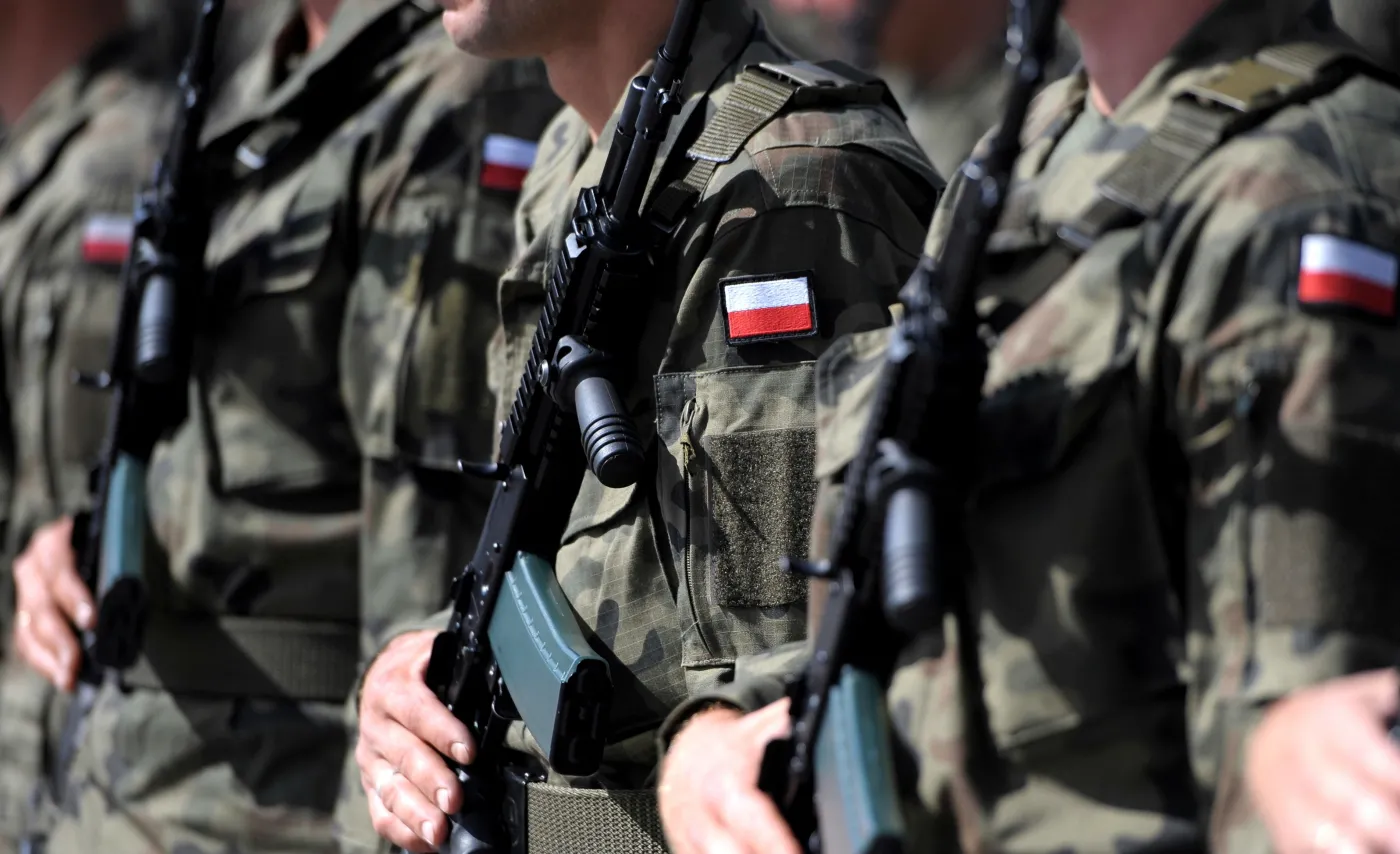  Żołnierze 3. Podkarpackiej Brygady Obrony Terytorialnej podczas przysięgi na Rynku w Jarosławiu