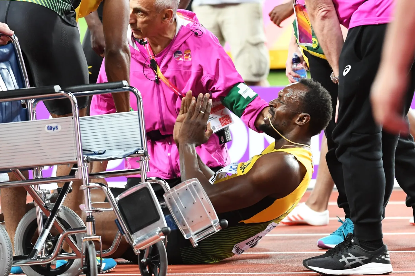 10373272-usain-bolt.jpg