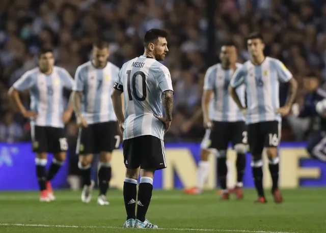 El. MŚ 2018: Ten obrazek mówi wszystko. Argentyna spadła na 6. miejsce i może jej zabraknąć na mundialu