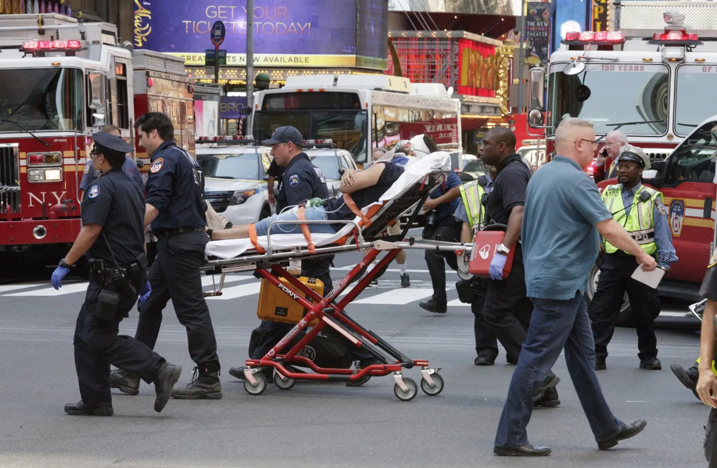 10160325-times-square.jpg
