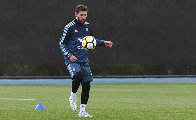 Liga hiszpańska: Lionel Messi przedłuży kontrakt z Barceloną
