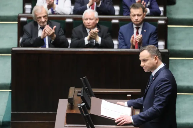 Prezydent apeluje podczas orędzia: Spory, często wychodzące poza granice naszego kraju nie budują pozycji naszej ojczyzny