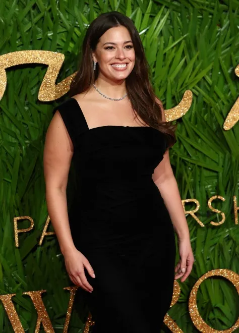 10638337-ashley-graham.jpg