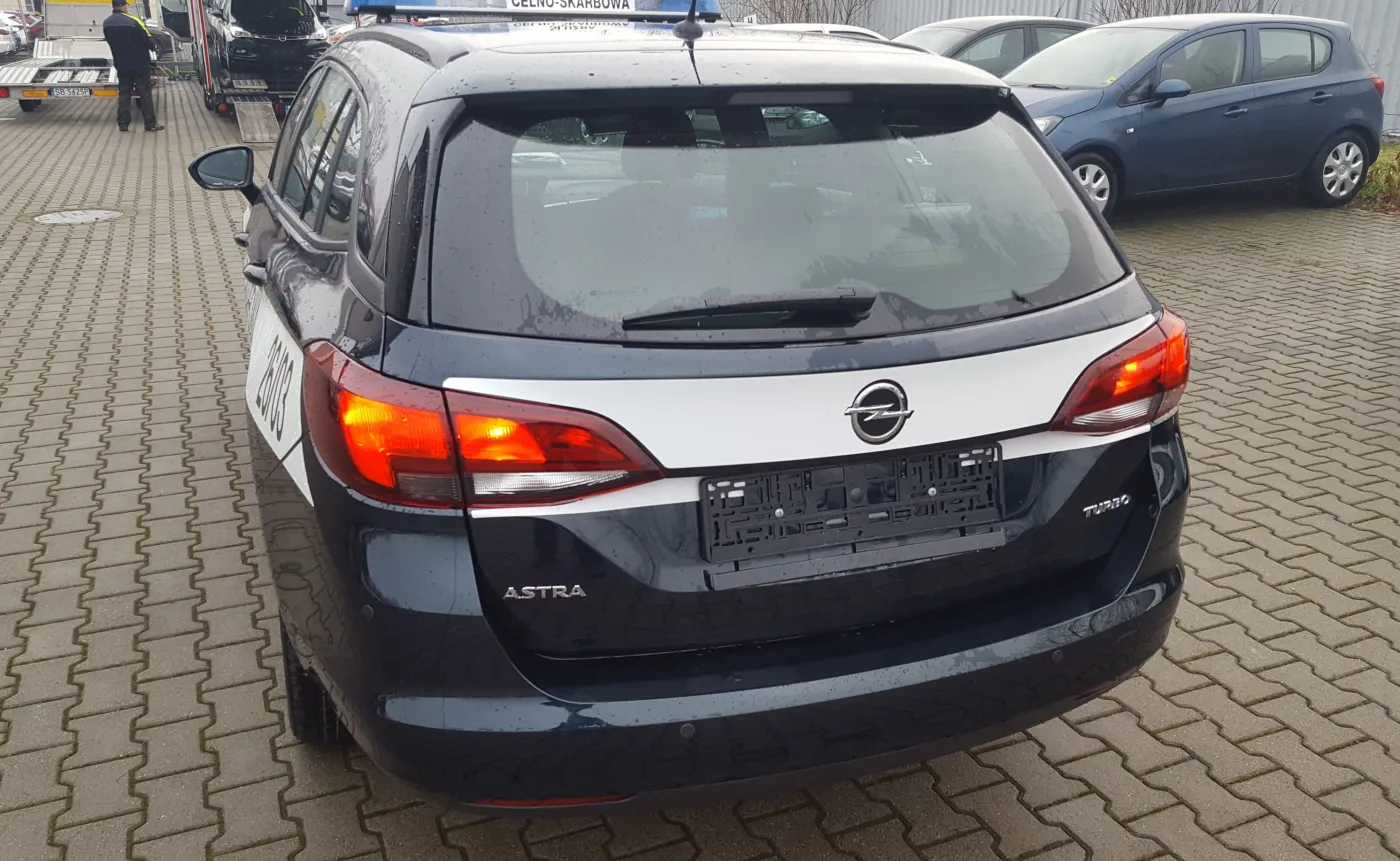 Opel astra