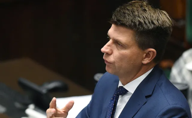 "Przypomina pierwsze lata rządów Gierka". Petru ostro o budżecie, a na koniec wbija szpilę Morawieckiemu