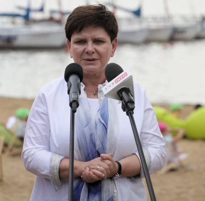 11027388-beata-szydlo.jpg