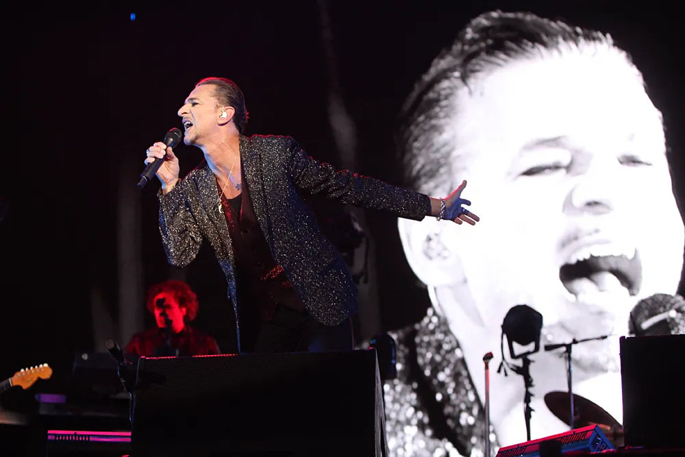11105980-depeche-mode.jpg