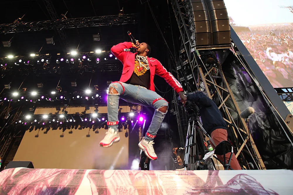 11110367-young-thug.jpg
