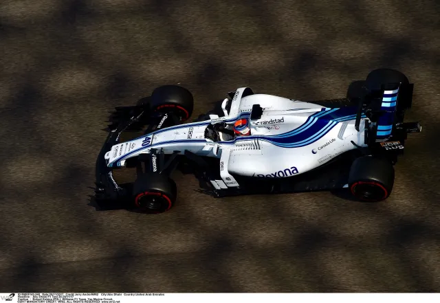 Robert Kubica: Ciężko patrzeć, jak inni się ścigają