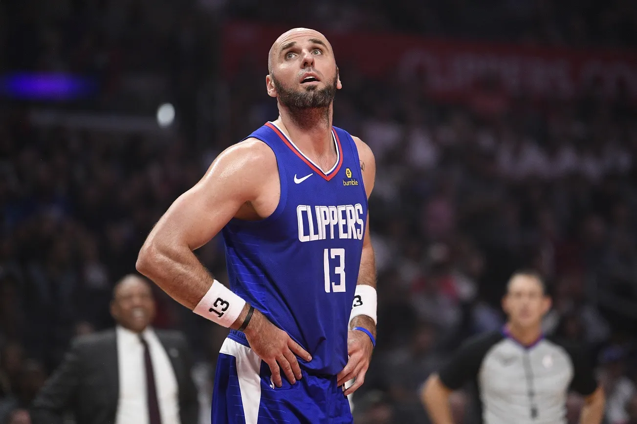 Liga NBA: Cztery punkty Gortata, Clippers przegrali z Mavericks