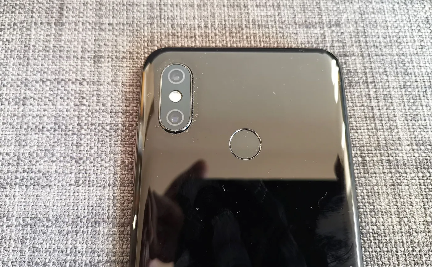 Xiaomi Mi 8 