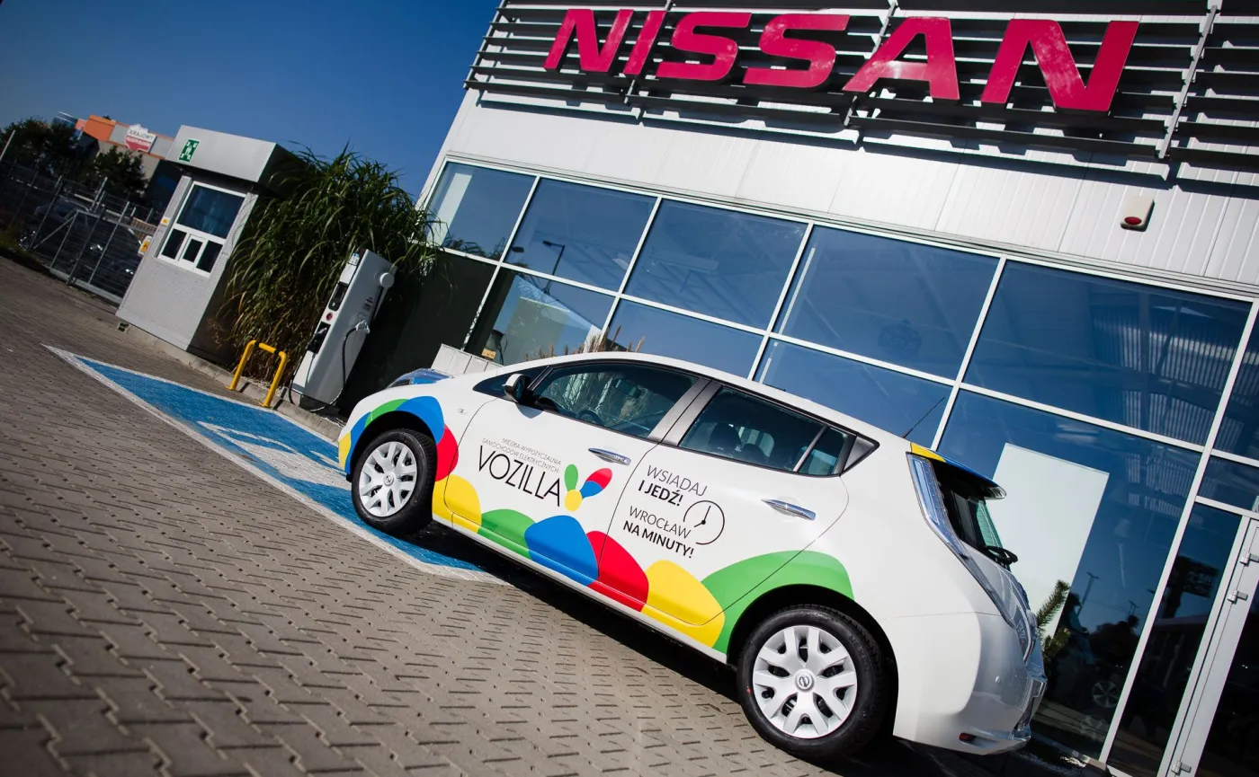 Nissan leaf