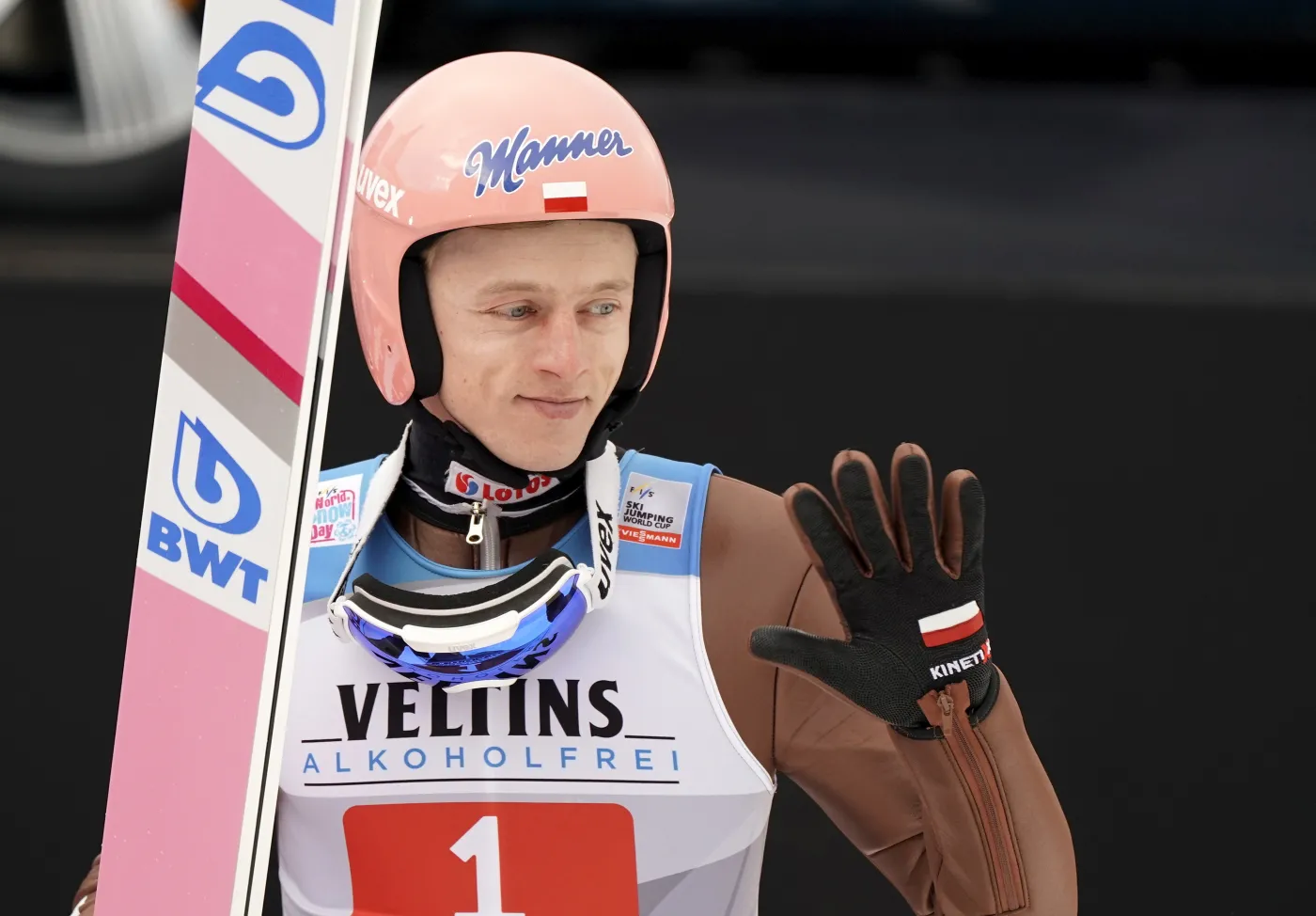 TCS: Kapitalny skok Stocha w 2. serii, Kubacki na podium, Kobayashi najlepszy w Ga-Pa
