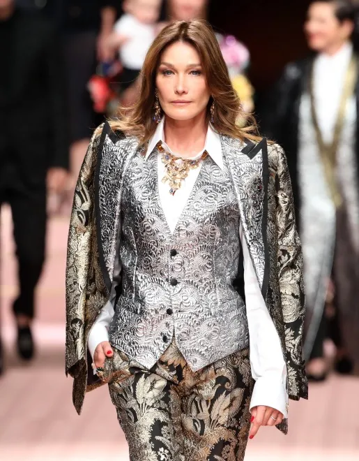 11477856-carla-bruni.jpg