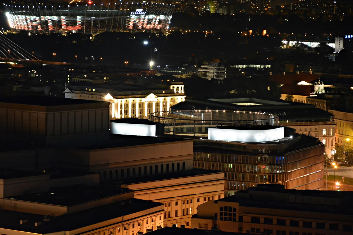 11507047-warszawa-noca.jpg