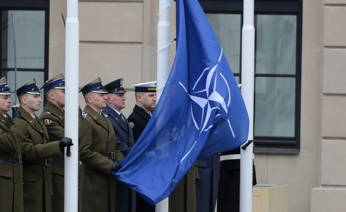 Flaga NATO