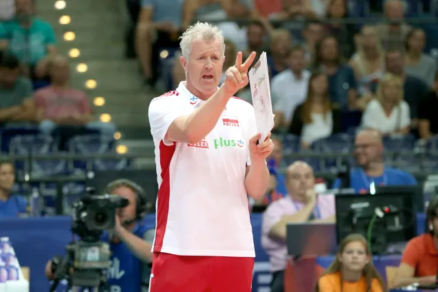 Vital Heynen podał szeroką kadrę na zgrupowanie w Arłamowie przed siatkarskim Euro
