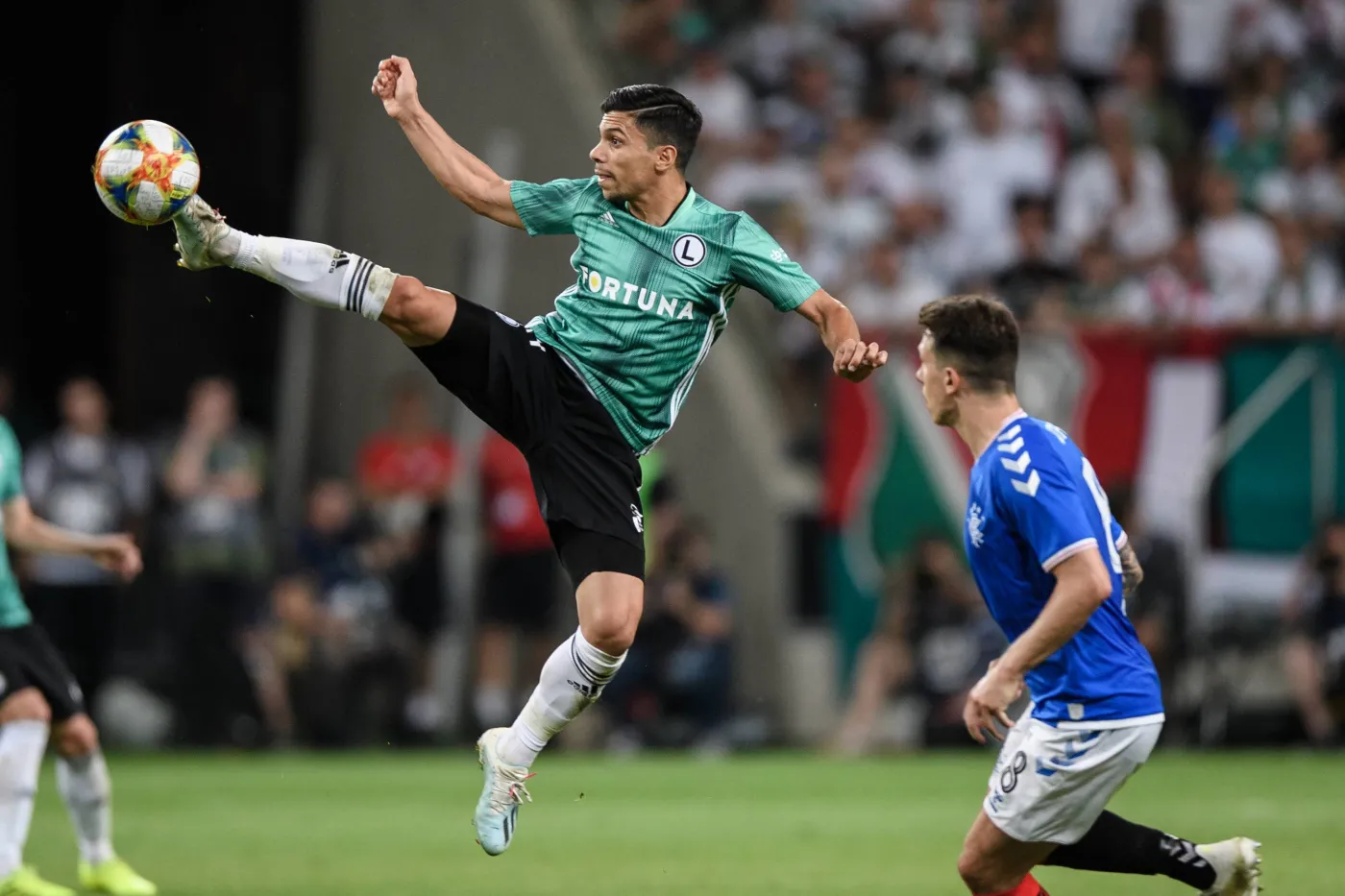 Liga Europy: Mecz Rangers z Legią w cieniu skandalu dot. antykatolickich piosenek