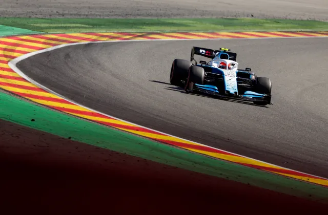Kubica ostatni na mecie Grand Prix Belgii. Najszybszy na torze Spa-Francorchamps był Leclerc