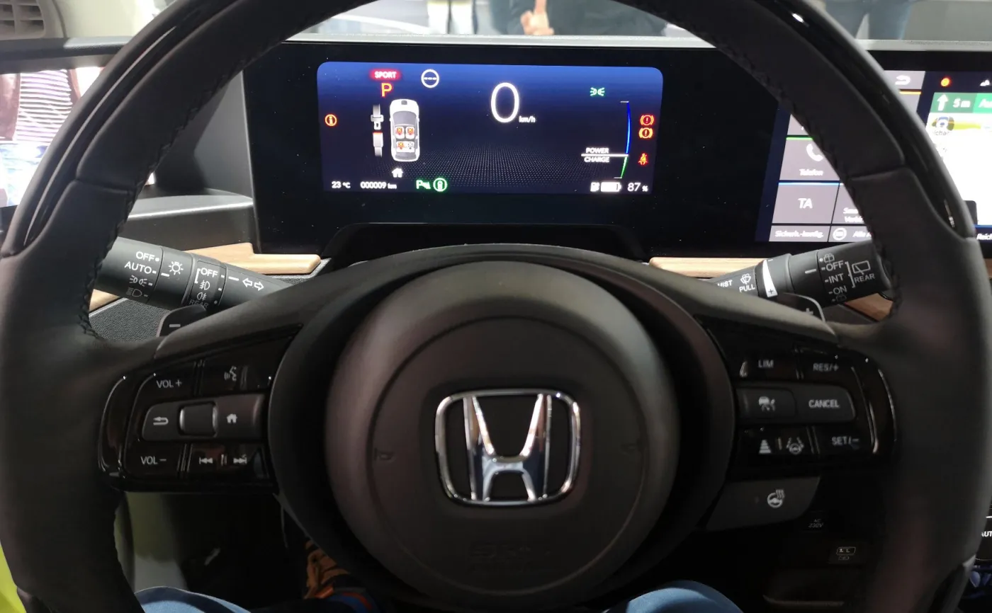 Honda e 